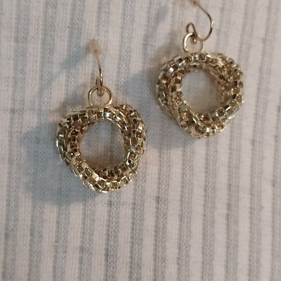 2956 Two Necklace with Earrings Lot - Picture 2 of 12